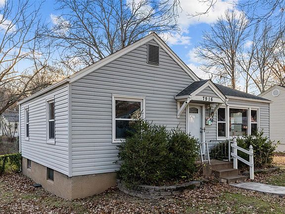 3rd image of 7916 Underhill Dr