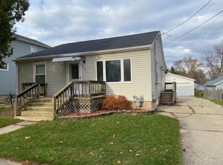 1405 Porlier St, Green Bay, WI 54301