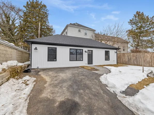 44 Fremont St #4, Providence, RI 02906