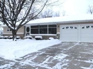 13 Foster Ct, Appleton, WI 54915