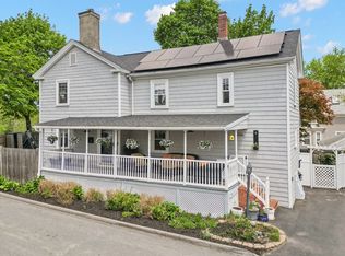 9 Elm Ct, Andover, MA 01810