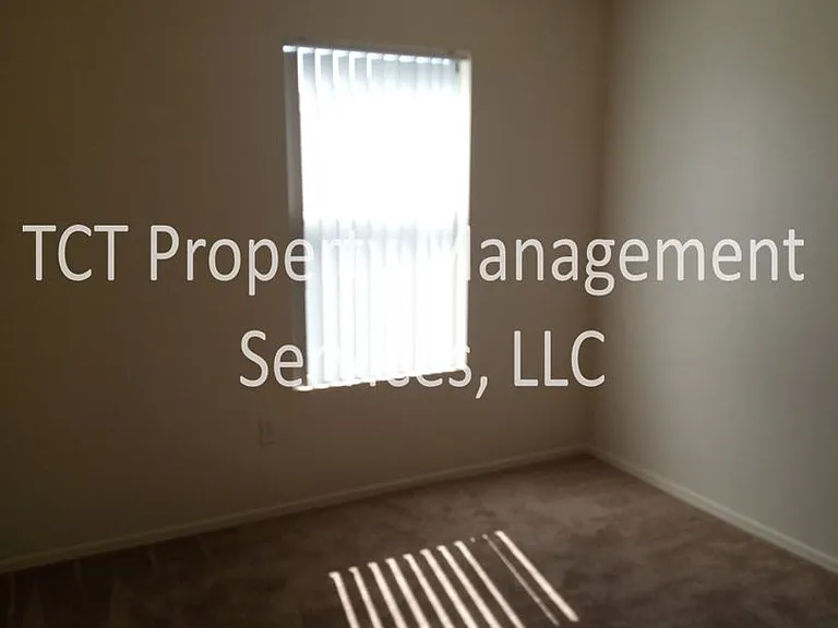 1544 S Owl Dr — Photo 7