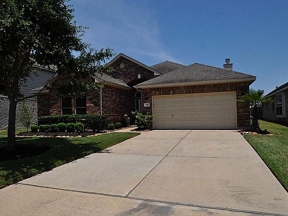 3rd image of 7910 Ingle Oak Dr