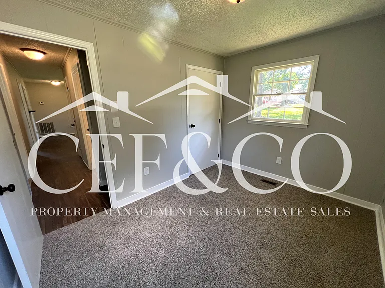 10 Thurgood Marshall Rd — Photo 10
