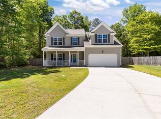 6823 Watch Harbour Cir, Hayes, VA 23072