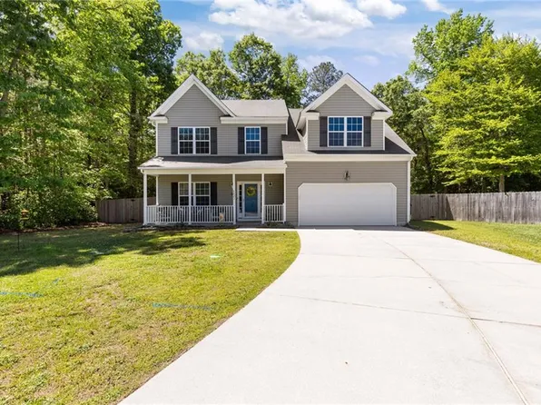 6823 Watch Harbour Cir, Hayes, VA 23072