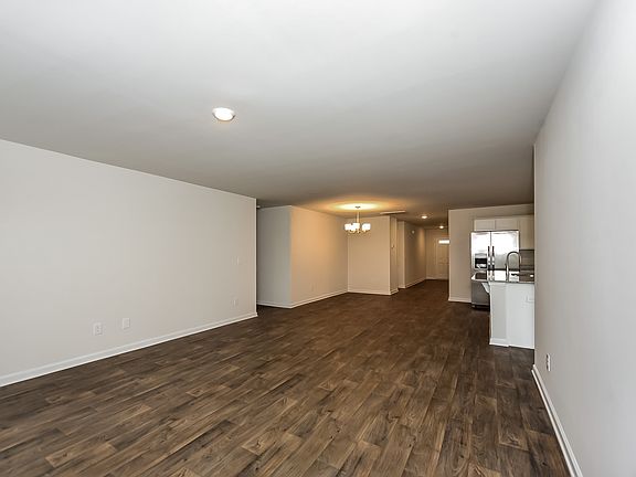 3rd image of 153 King Buck Dr