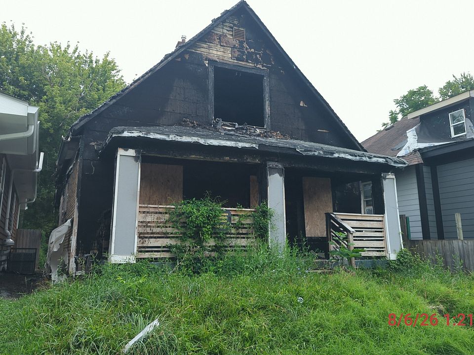 1st image of 921 N Oxford St