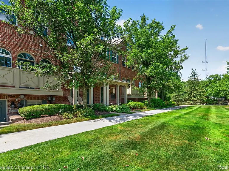 39763 Rockcrest Cir — Photo 3