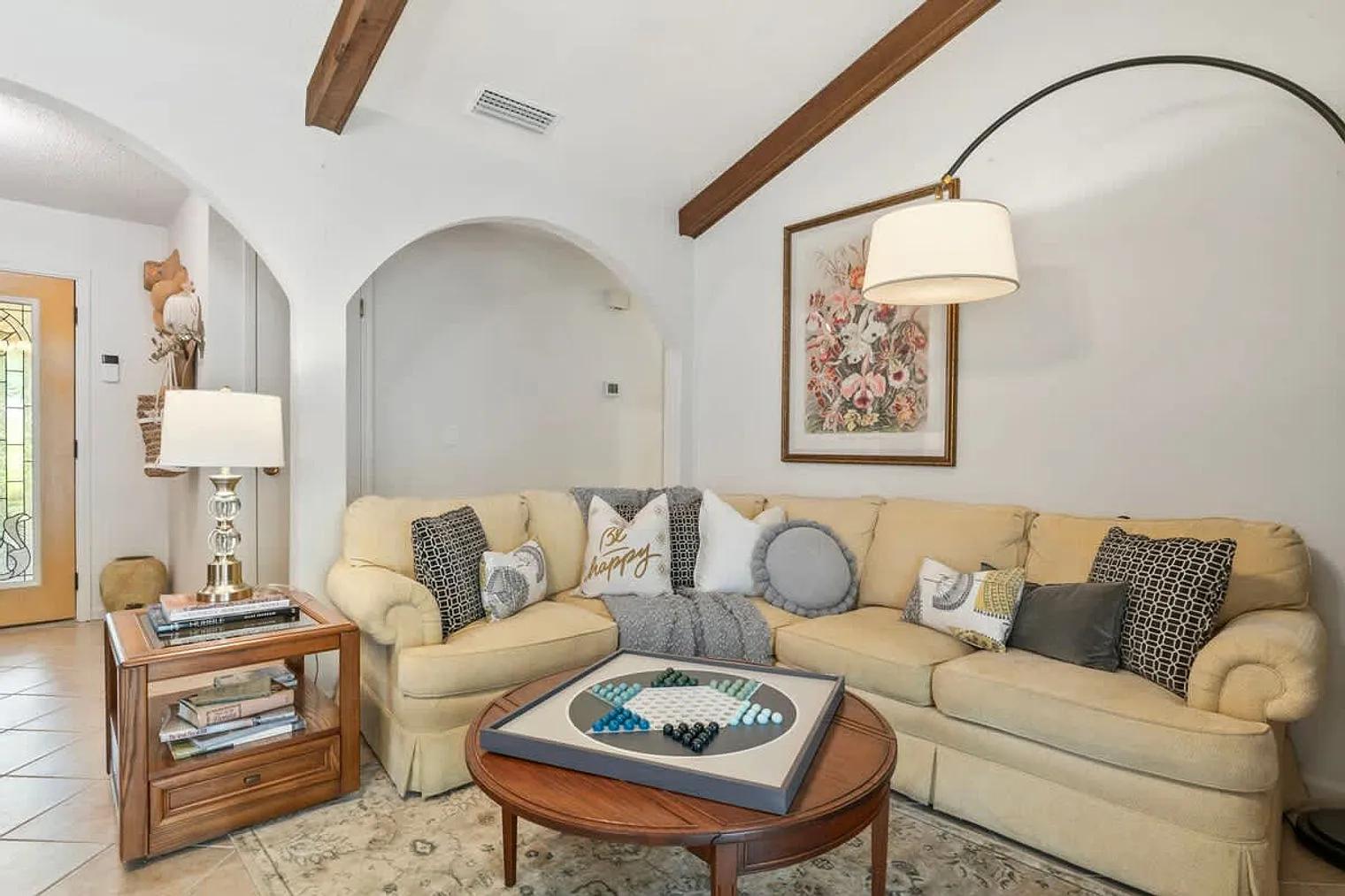 4 bed, 2.0 bath, 1722 sqft, $5,085 — Photo 4