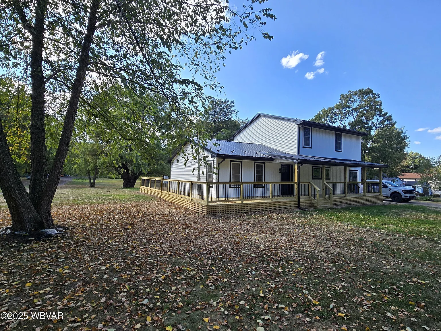 436 Valley Rd photo 1