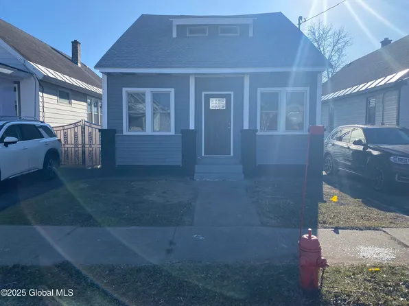 1522 Hawthorne Street, Schenectady, NY 12303