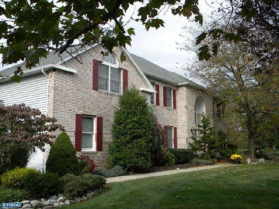 2nd image of 5 Taunton Ct