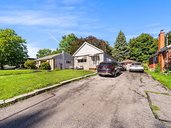 3rd image of 73 McCowan Rd
