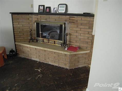 2nd image of 15 Davis Dr