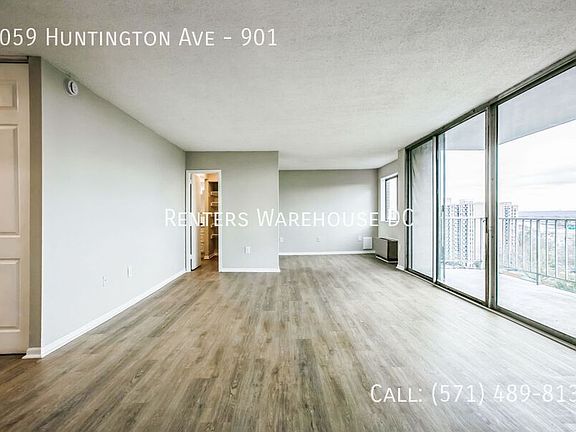 3rd image of 2059 Huntington Ave APT 901