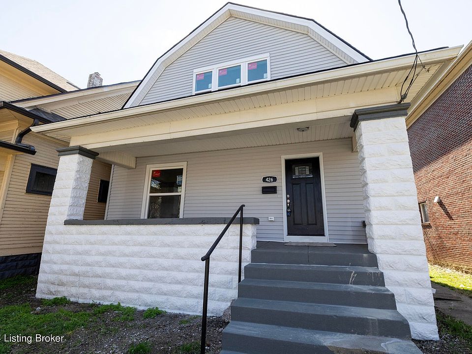 1st image of 426 E Oak St