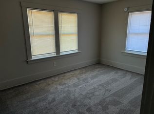 4649 Farnam St, Omaha, NE 68132