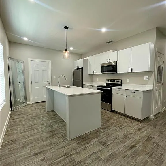 1408 Lore Dr #1 — Photo 4
