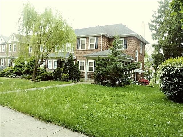 1st image of 762 E Washington Ave