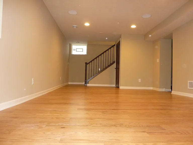 2915 Sunset Blvd #1 — Photo 15