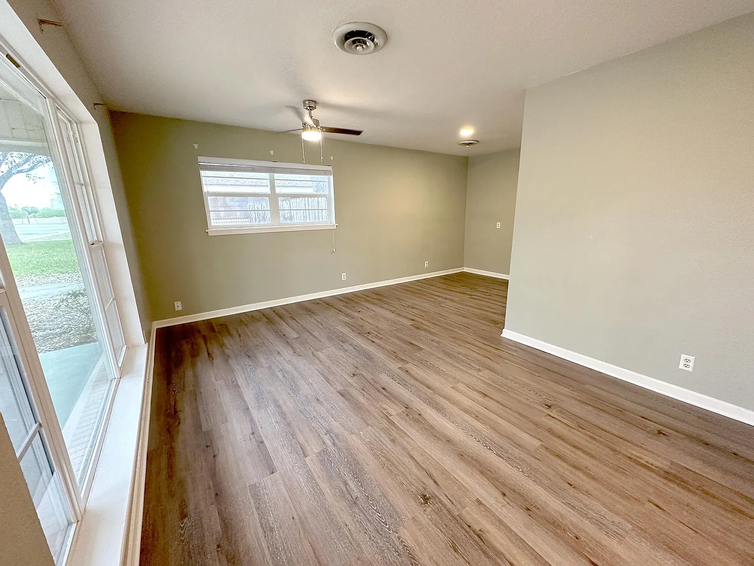 1710 Santa Cecilia Dr — Photo 3