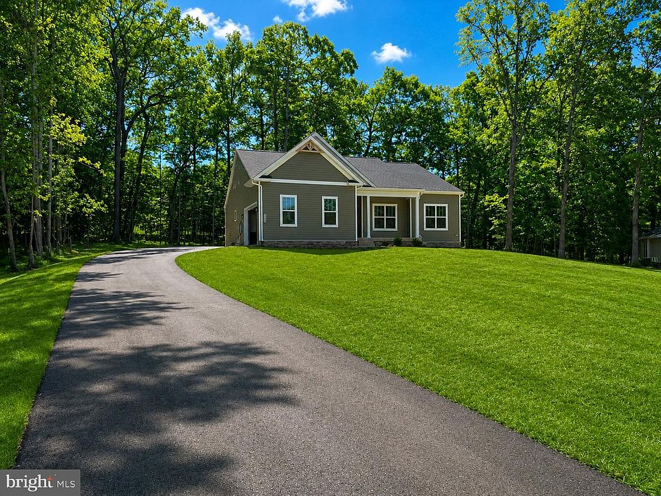 1st image of 5304 Wyndemere Cir