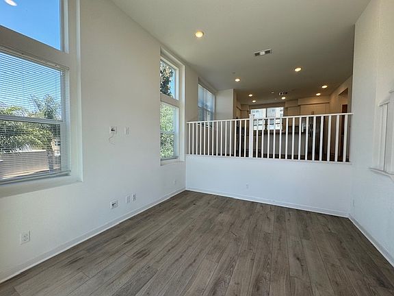 5th image of 10462 Harlow Cir #20