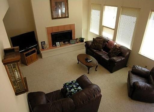 3rd image of 72 Aspen Meadow Cir