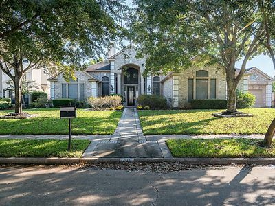 739 Lakeshore Dr, Sugar Land, TX, 77478