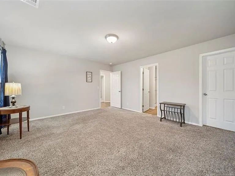 1204 E Quincy St — Photo 19