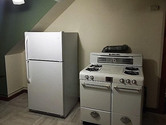 2nd image of 151 Oak St #3