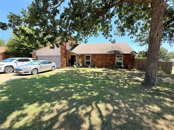 511 N Dawn Ln, Sapulpa, OK 74066