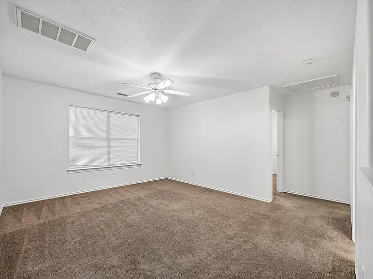 5606 Cozy Terrace Ln — Photo 11