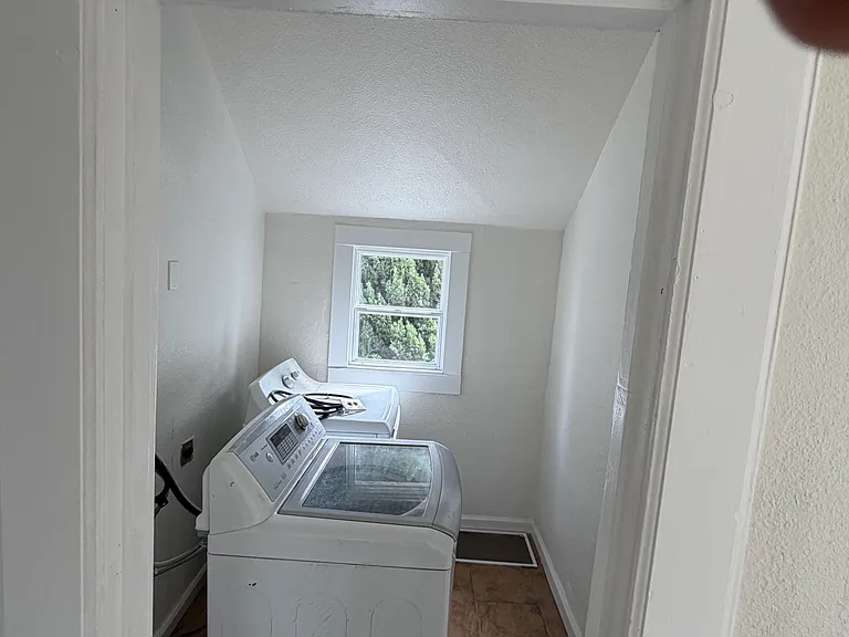 604 B St #1 — Photo 7