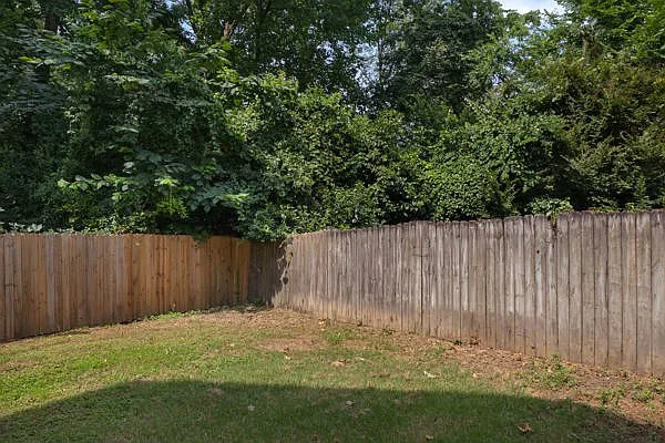 715 Cool Brook Ct — Photo 28