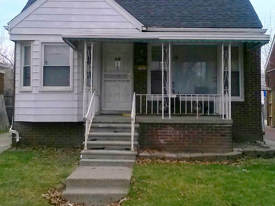 1st image of 6891 Woodmont Ave