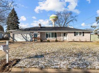 2200 Rasmussen Pl, Green Bay, WI 54304
