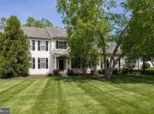 410 Partridgeberry Ln, Chester Springs, PA 19425