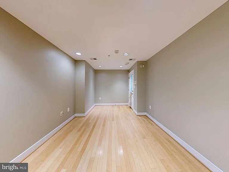 6 Rhode Island Ave NW #2 — Photo 21