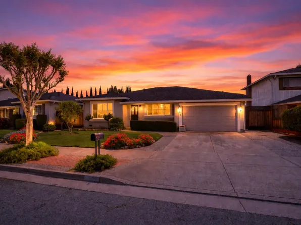 6620 Thames Dr, Gilroy, CA 95020