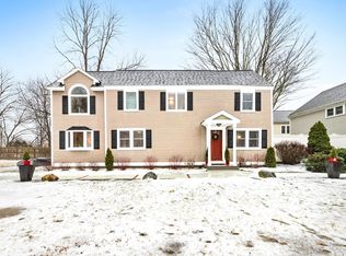 3 Summer St #2, Topsfield, MA 01983