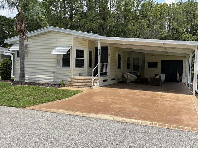 1st image of 2319 Putt Ln #496
