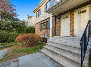 37 Windy Knls #B, Greenwich, CT 06831