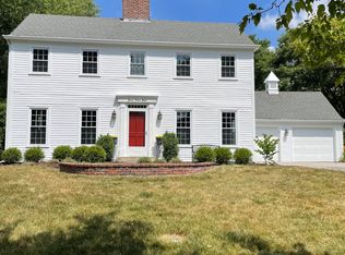 1128 Fairbanks Dr, Carmel, IN 46033