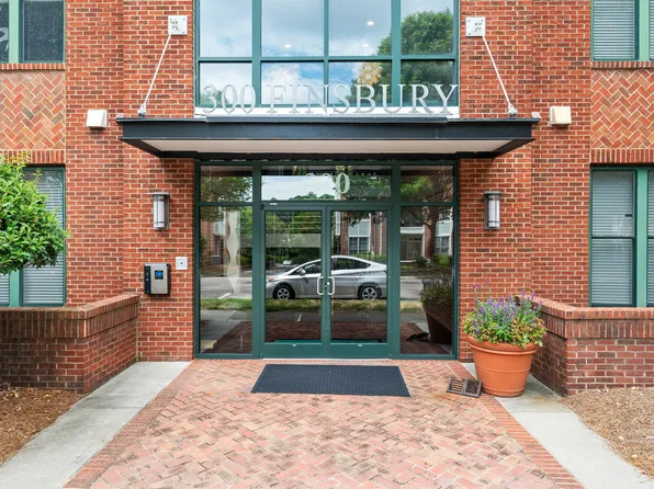 300 Finsbury St APT 108, Durham, NC 27703