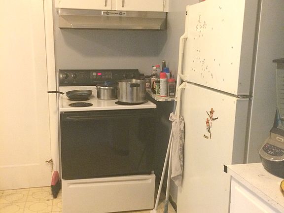 3rd image of 1317 117th St S