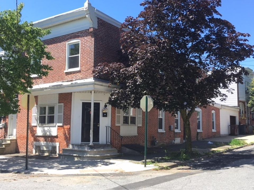 1st image of 200 Stroud St