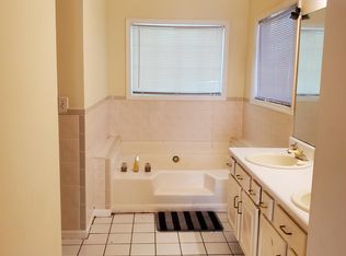 2065 Hunters Trail Dr, Lawrenceville, GA 30043