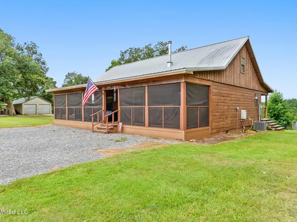 150 Byrd Ln, Lucedale, MS 39452